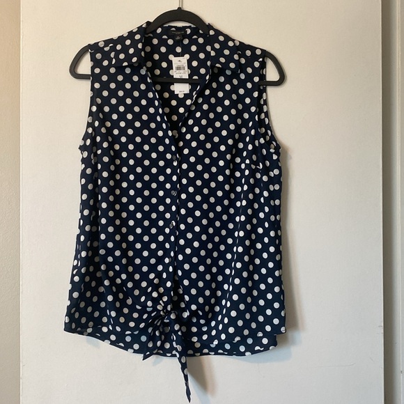Ann Taylor Mod Dot shirt navy blue polka dot sleeveless button up with tie front - Picture 2 of 4